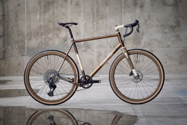 Flaanimal 5.0 Titanium / 61cm / Root Beer Manifesto